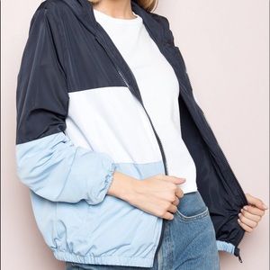 Brandy Melville Windbreaker